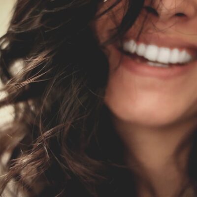 Een stralende glimlach: Alles wat je moet weten over tanden bleken