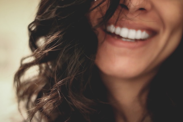 Een stralende glimlach: Alles wat je moet weten over tanden bleken